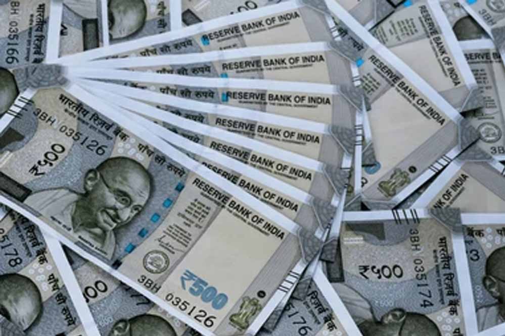 एमसीबी : विधायक मद से 40 जरूरतमंद हितग्राहियों को मिली 20-20 हजार रुपये की मदद