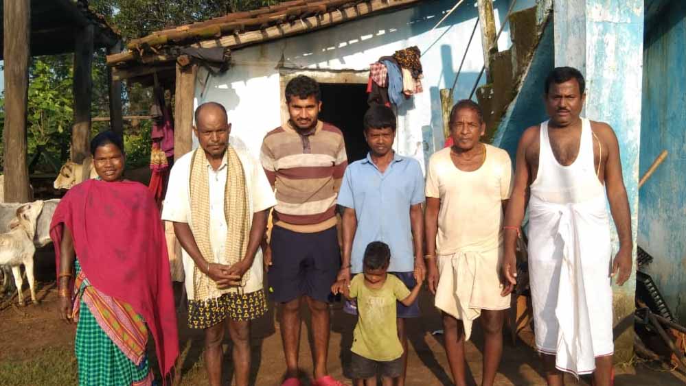 मुख्यमंत्री साय की पहल पर आजादी के बाद विशेष पिछड़ी जनजाति कोरवा बाहुल्य महुआपनी गांव में पहली बार पहुंचेगी बिजली मुख्यमंत्री साय की पहल पर आजादी के बाद विशेष पिछड़ी जनजाति कोरवा बाहुल्य महुआपनी गांव में पहली बार पहुंचेगी बिजली