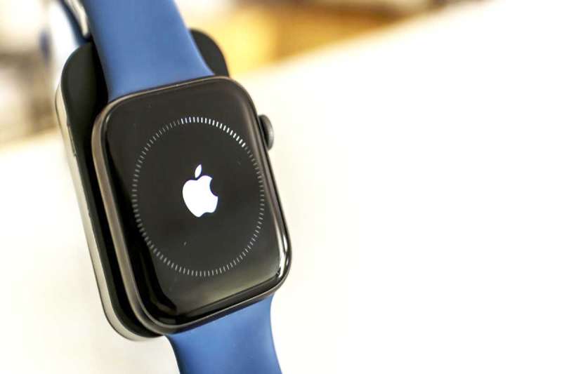 एप्पल वॉच सीरीज 10 को क्या खास बनाता है? स्लीप एपनिया डिटेक्शन फीचर क्या है? देखें