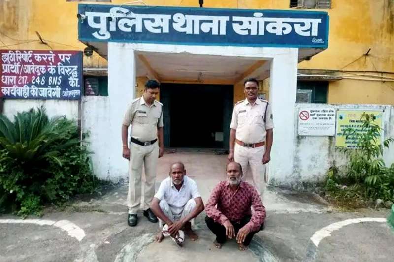 दुष्कर्म कर निर्दोषों को फंसाने की साजिश बेनकाब, आरोपी पहुंचे सलाखों के पीछे