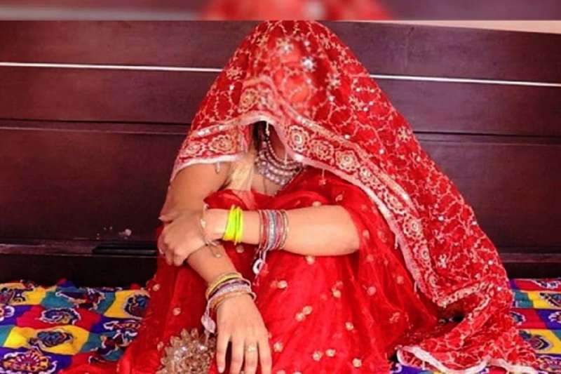 देवर के प्यार के लिए पति को दिया धोखा, लेकिन एक महीने बाद ही बदल गई पूरी कहानी, अब महिला धरने पर