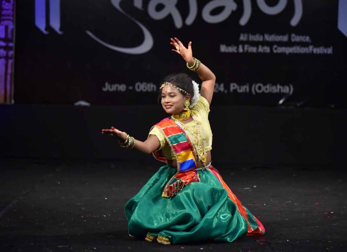 चक्रधर समारोह में 12 वर्षीय सौम्या देंगी अपनी कत्थक प्रस्तुति चक्रधर समारोह में 12 वर्षीय सौम्या देंगी अपनी कत्थक प्रस्तुति