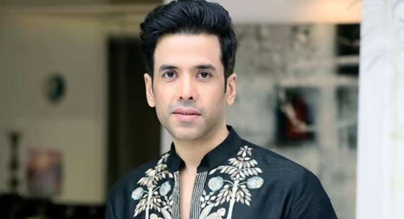 तुषार कपूर का फेसबुक अकाउंट हैक, बयान जारी कर फॉलोअर्स को दी अपडेट