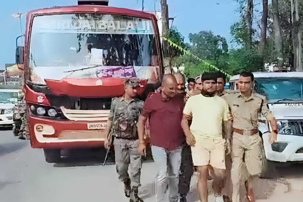 दोहरे हत्याकांड को अंजाम देने वाला झारखंड सरहद में पकड़ाया, शहर छावनी बना दोहरे हत्याकांड को अंजाम देने वाला झारखंड सरहद में पकड़ाया, शहर छावनी बना