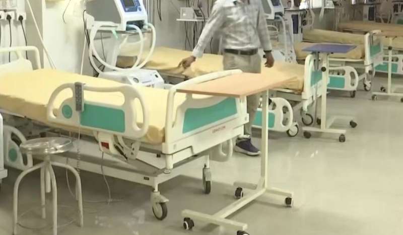 दिल्ली में 135 नर्सिंग होम ने मंजूरी बिना 3 गुना तक बेड बढ़ाए