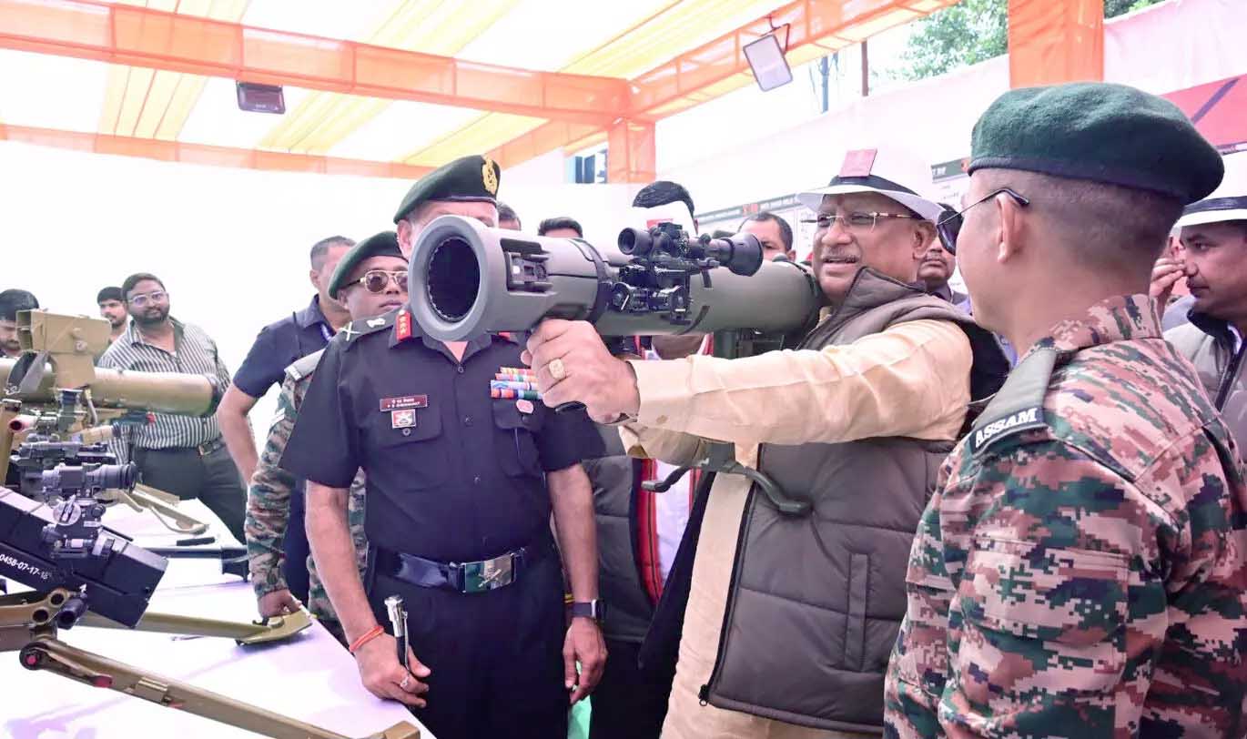 साइंस कॉलेज मैदान में आयोजित भव्य सशस्त्र सैन्य समारोह मुख्यमंत्री साय ने एक दिन और बढ़ाने का किया एलान