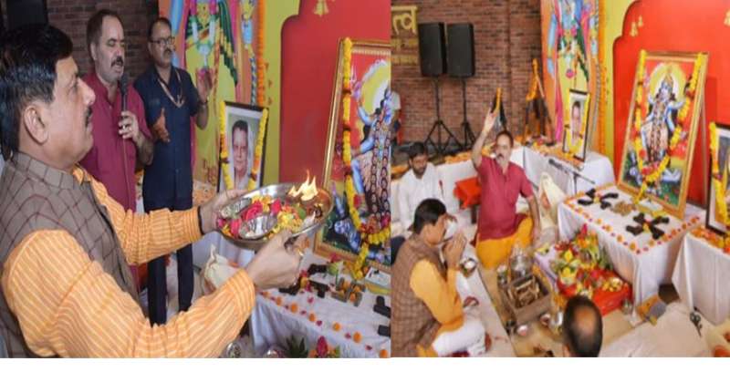 CM मोहन यादव ने विधिवत की अपने निवास पर शस्त्रपूजा, प्रदेशवासियों को दी विजयादशमी की बधाई CM मोहन यादव ने विधिवत की अपने निवास पर शस्त्रपूजा, प्रदेशवासियों को दी विजयादशमी की बधाई