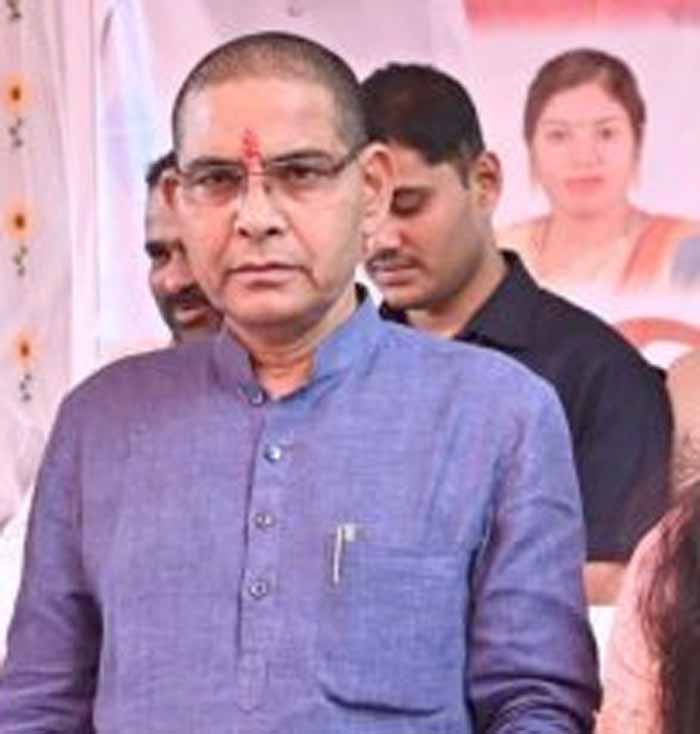 चंगोराभांठा मंदिर की जमीन को कूटरचना कर भू-माफिया को बेचने का मामला आया सामने चंगोराभांठा मंदिर की जमीन को कूटरचना कर भू-माफिया को बेचने का मामला आया सामने