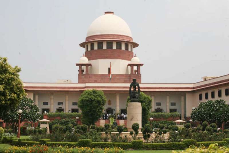 सुप्रीम कोर्ट ने धार्मिक स्थलों को गिराने पर रोक लगाने से किया इनकार सुप्रीम कोर्ट ने धार्मिक स्थलों को गिराने पर रोक लगाने से किया इनकार