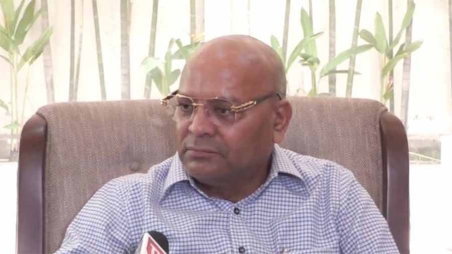 रायपुर में डबल मर्डर की घटना पर विधायक चंद्राकर ने बताया गंभीर, गृह मंत्री करें तत्काल कार्रवाई रायपुर में डबल मर्डर की घटना पर विधायक चंद्राकर ने बताया गंभीर, गृह मंत्री करें तत्काल कार्रवाई