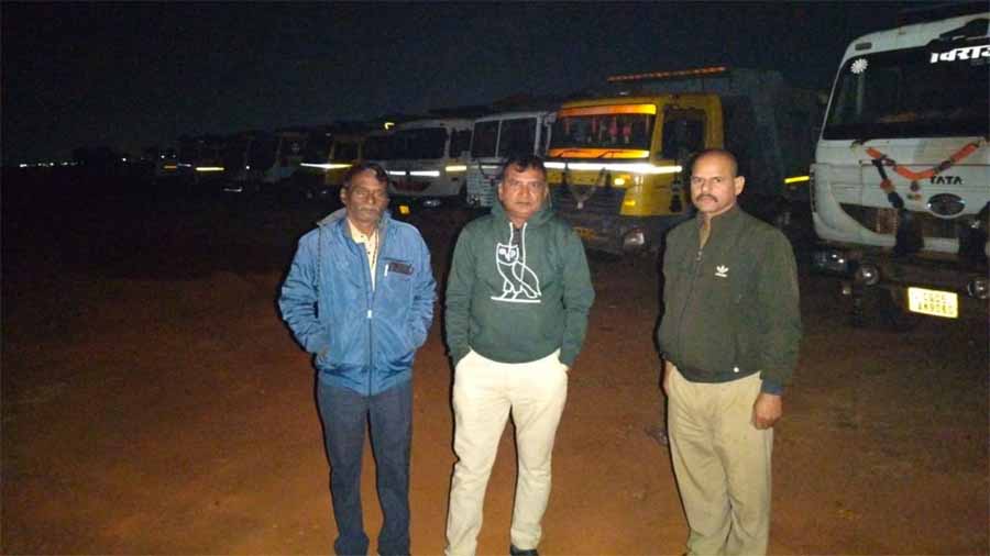 खनिज विभाग ने बीती रात गौण खनिजों के अवैध खनन और परिवहन के खिलाफ बड़ी कार्रवाई खनिज विभाग ने बीती रात गौण खनिजों के अवैध खनन और परिवहन के खिलाफ बड़ी कार्रवाई