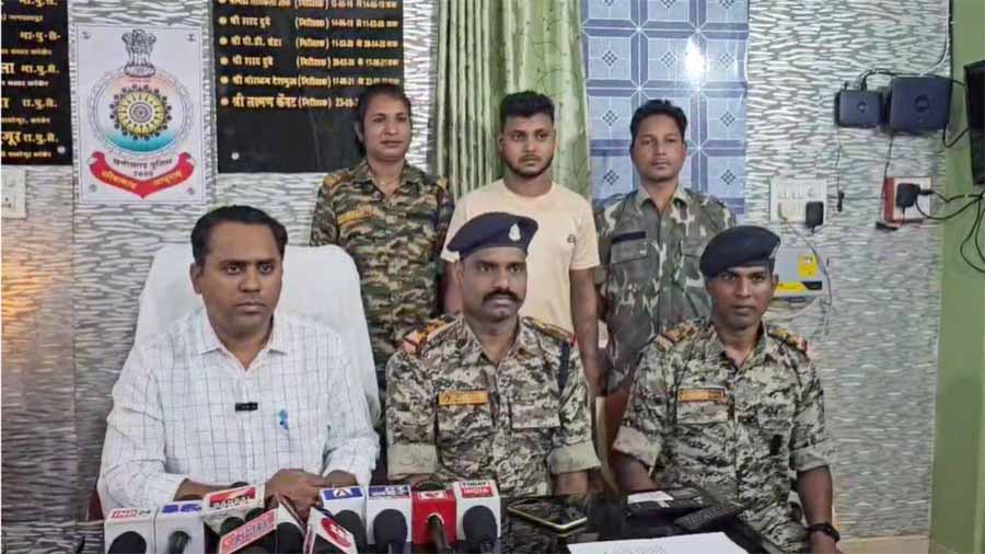 शारदानगर में मानवता को शर्मसार करने वाली एक शर्मनाक घटना आई सामने शारदानगर में मानवता को शर्मसार करने वाली एक शर्मनाक घटना आई सामने