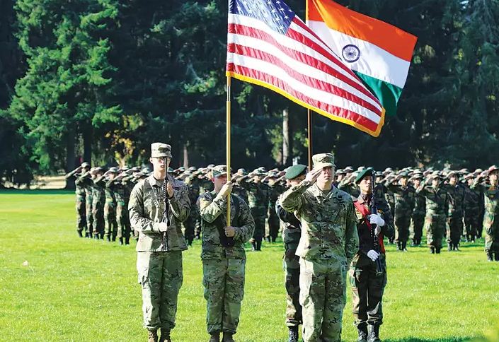 भारत-अमेरिकी सेनाओं के बीच संयुक्त सैन्य अभ्यास ‘वज्र प्रहार’ अमरीका में भारत-अमेरिकी सेनाओं के बीच संयुक्त सैन्य अभ्यास ‘वज्र प्रहार’ अमरीका में