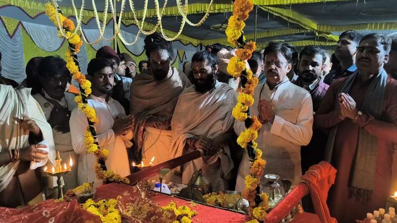 माँ नर्मदा के तट का प्रत्येक कंकड़ स्वयं शंकर – उप मुख्यमंत्री शुक्ल माँ नर्मदा के तट का प्रत्येक कंकड़ स्वयं शंकर – उप मुख्यमंत्री शुक्ल