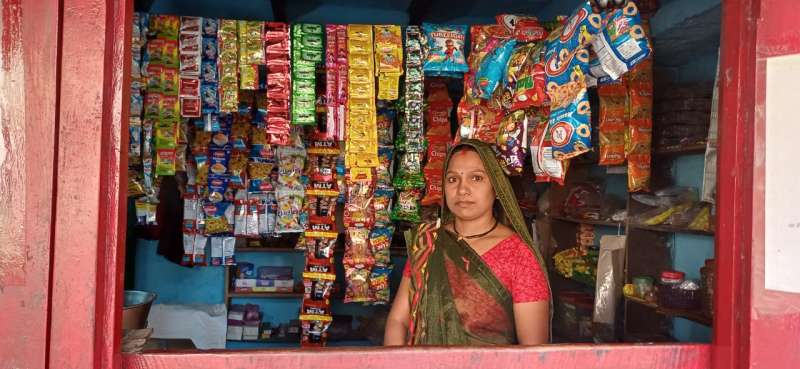 सरकार की मदद लेकर मेहनत और लगन से आत्मनिर्भरता की मिसाल बनीं माया सरकार की मदद लेकर मेहनत और लगन से आत्मनिर्भरता की मिसाल बनीं माया