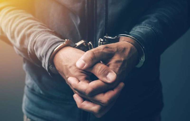 ऑन लाइन सट्टा खिलाते दो गिरफ्तार ऑन लाइन सट्टा खिलाते दो गिरफ्तार