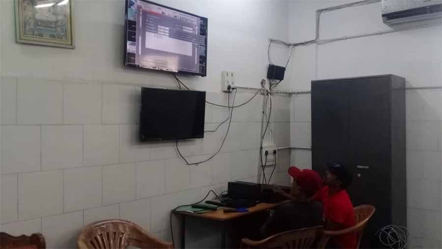 सिम्स की सुरक्षा के लिए लगाए गए 94 सीसी टीवी कैमरे बने सिरदर्द, अक्सर मिलते है बंद सिम्स की सुरक्षा के लिए लगाए गए 94 सीसी टीवी कैमरे बने सिरदर्द, अक्सर मिलते है बंद