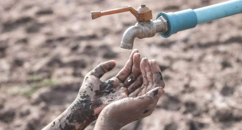 7.5 लाख घरों में पानी पहुंचाने की कवायद में जुटी सरकार 7.5 लाख घरों में पानी पहुंचाने की कवायद में जुटी सरकार