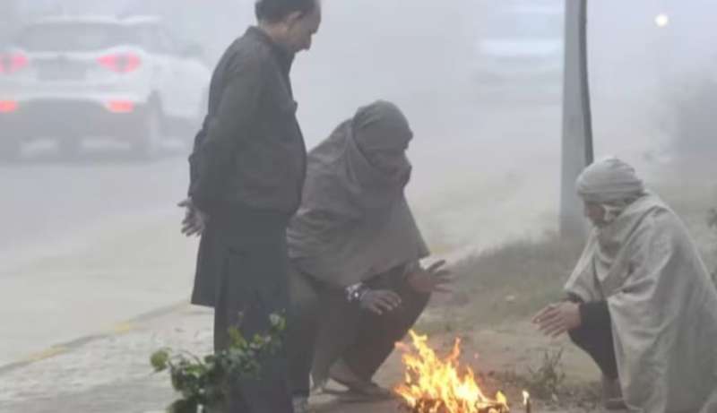 ठंड की दस्तक से पहले बिगड़ेगा मौसम का मिजाज, IMD ने दी चेतावनी