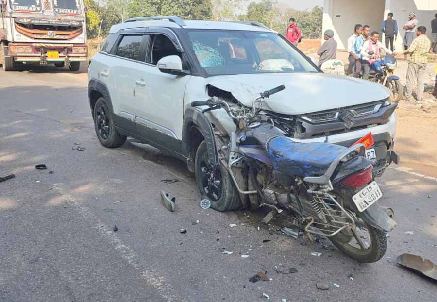 डिप्टी कलेक्टर की कार से टकराकर बाइक सवार युवक की मौत डिप्टी कलेक्टर की कार से टकराकर बाइक सवार युवक की मौत