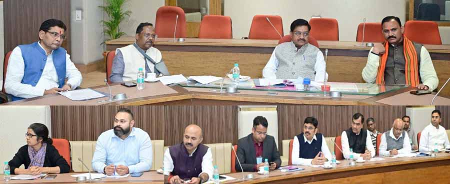 खाद्य मंत्री की अध्यक्षता में मंत्रि-मंडलीय उप समिति की बैठक खाद्य मंत्री की अध्यक्षता में मंत्रि-मंडलीय उप समिति की बैठक