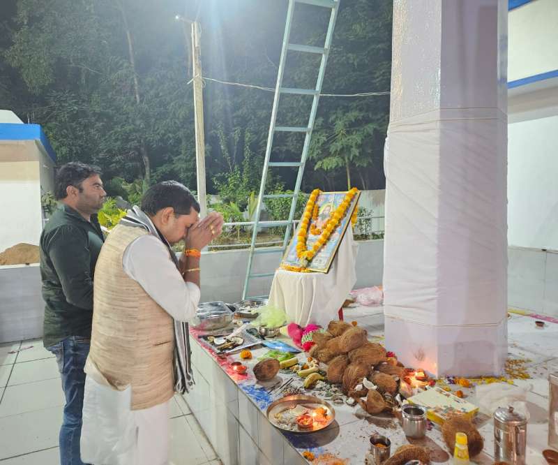 गुरु घासीदास बाबा की जयंती समारोह में सम्मिलित हुए पार्षद नरेंद्र देवांगन गुरु घासीदास बाबा की जयंती समारोह में सम्मिलित हुए पार्षद नरेंद्र देवांगन