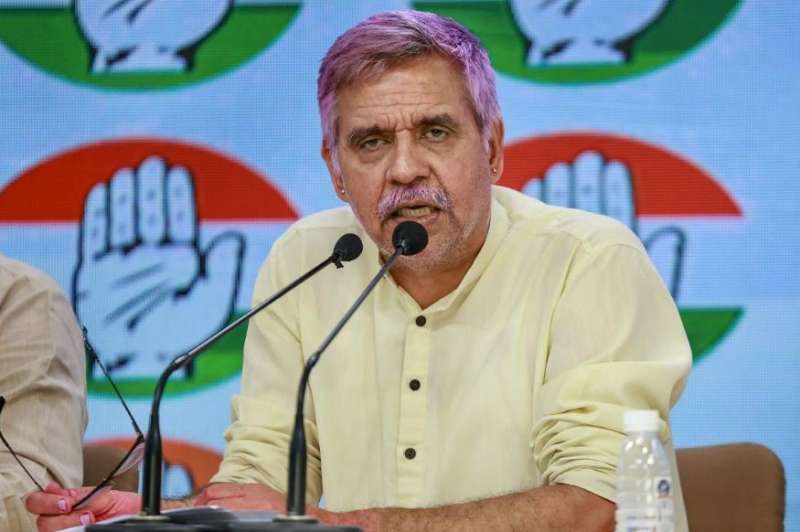 केजरीवाल कभी नहीं बन सकते सीएम: संदीप दीक्षित