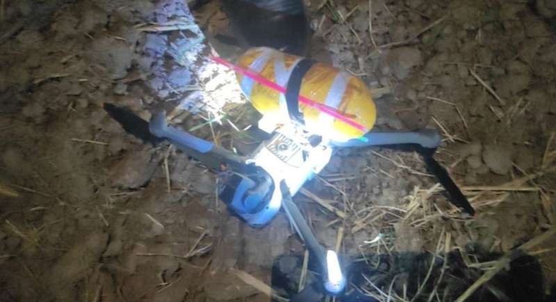 जम्मू में मादक पदार्थ के साथ पाकिस्तानी ड्रोन जब्त 