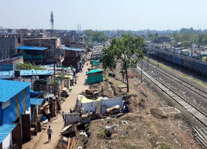 सीआरपी से बेदखल 164 परिवारों को भौरी मे मिलेंगे फ्लेट ! सीआरपी से बेदखल 164 परिवारों को भौरी मे मिलेंगे फ्लेट !