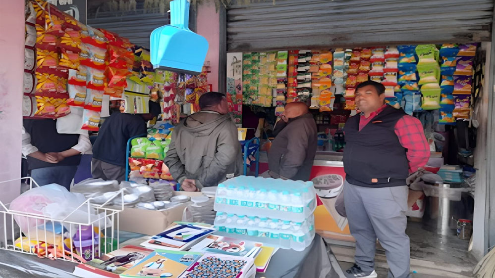 सोनहत में 11 पान ठेलों पर 2100 का जुर्माना, कोटपा एक्ट के तहत कार्यवाही जारी