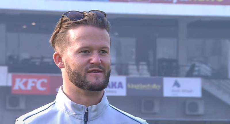 BBL: बेन डॉकेट ने लगाए बैक-टू-बैक 6 चौके, 29 गेंदों में बनाए 68 रन