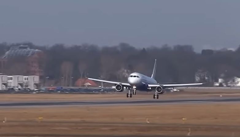 बिहार में 10 नए हवाई अड्डे बनाने का प्रस्ताव, भागलपुर, मुंगेर और मोतिहारी शामिल बिहार में 10 नए हवाई अड्डे बनाने का प्रस्ताव, भागलपुर, मुंगेर और मोतिहारी शामिल