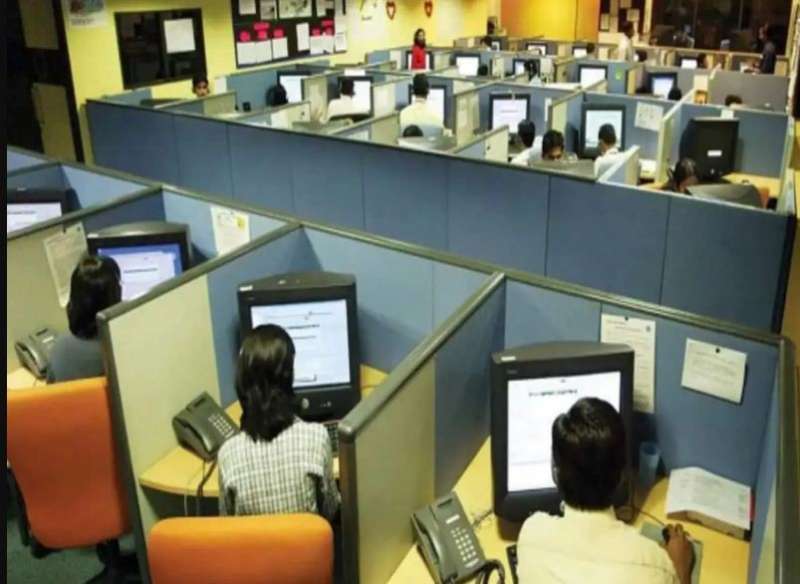 देश में सेवा क्षेत्र की गतिविधियों में नवंबर महीने में मामूली गिरावट