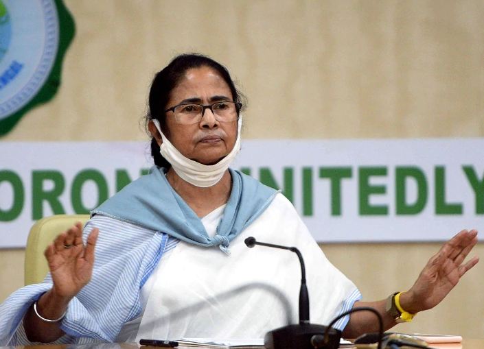 ममता बनर्जी ने पार्टी नेताओं को अनुशासनहीनता और अनुचित टिप्पणियों के खिलाफ कड़ी चेतावनी जारी की ममता बनर्जी ने पार्टी नेताओं को अनुशासनहीनता और अनुचित टिप्पणियों के खिलाफ कड़ी चेतावनी जारी की