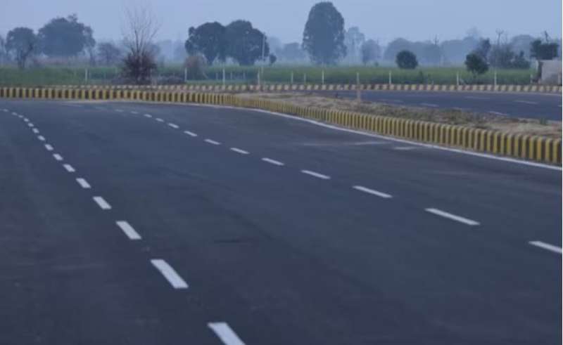 हाईवे पर अतिक्रमण के खिलाफ कार्रवाई न होने पर सरकार ने दी सफाई