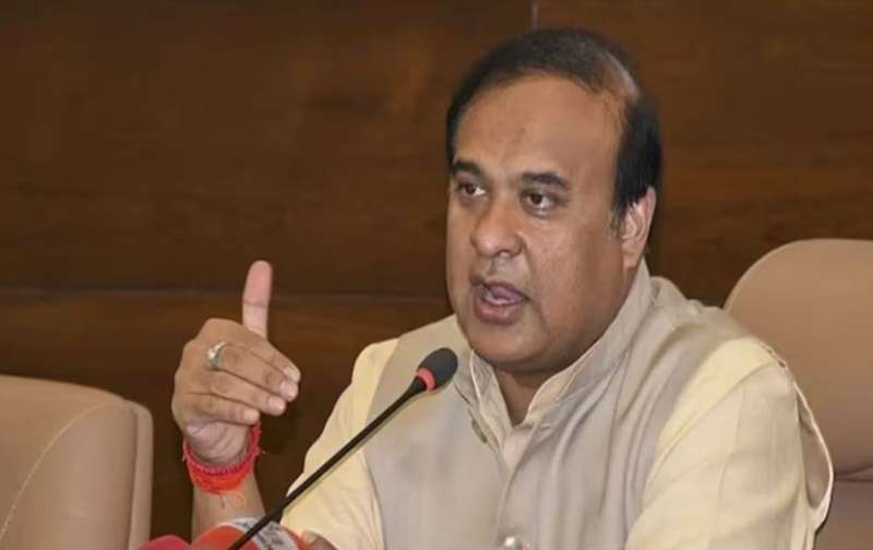 असम सरकार का फैसला: NRC में आवेदन न करने पर आधार आवेदन पर लगेगा रोक असम सरकार का फैसला: NRC में आवेदन न करने पर आधार आवेदन पर लगेगा रोक