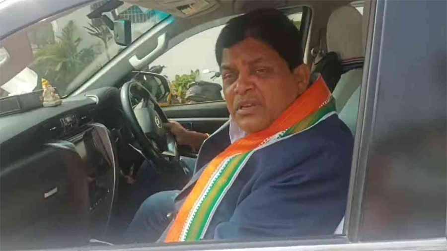 कांग्रेस नेताओं के प्रदेश कार्यालय नहीं पहुंचने पर जमकर भड़के शिव डहरिया