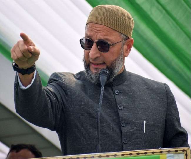 सांसद औवेसी का आरोप, ‘मोदी और केजरीवाल भाई जैसे, एक सिक्के के दो पहलू 