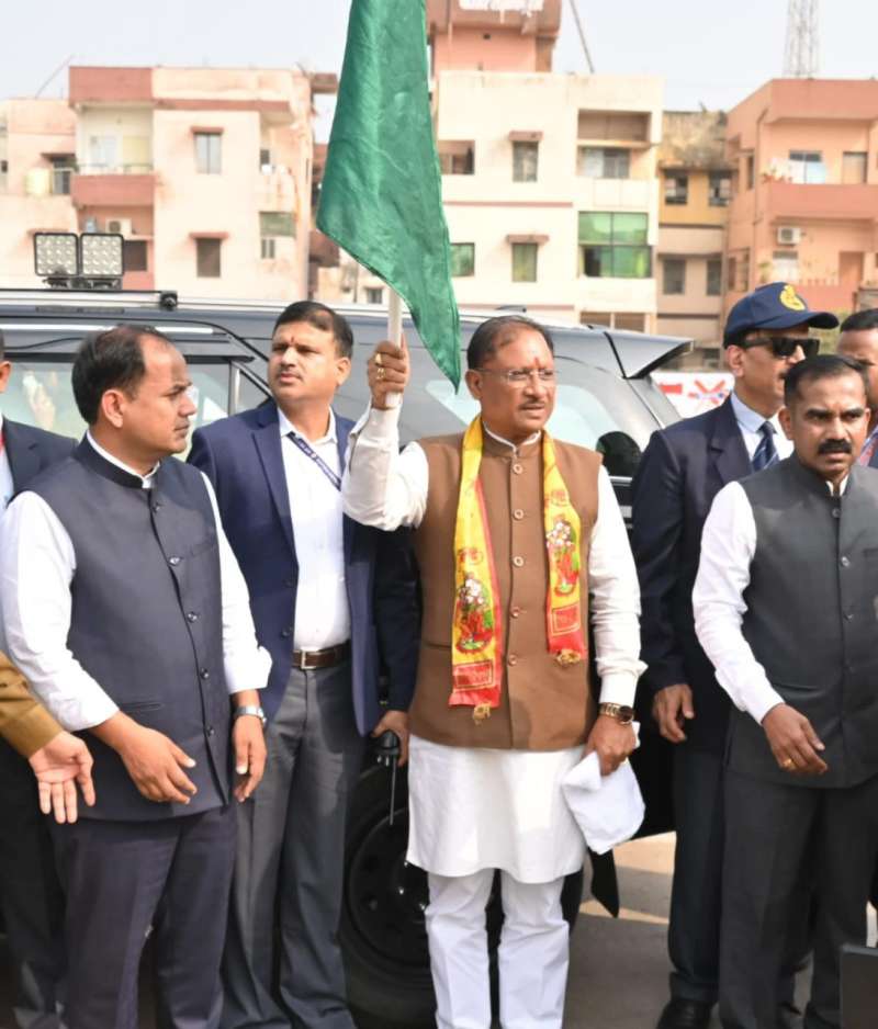 वाहन चलाते समय यातायात नियमों का करें अवश्य पालन – मुख्यमंत्री साय