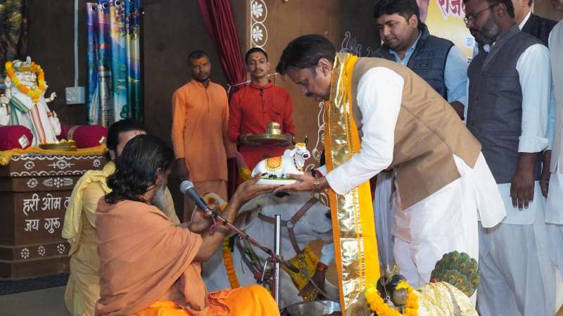 मध्यप्रदेश सरकार गौ-सेवा के लिये प्रतिबद्ध – उप मुख्यमंत्री शुक्ल मध्यप्रदेश सरकार गौ-सेवा के लिये प्रतिबद्ध – उप मुख्यमंत्री शुक्ल