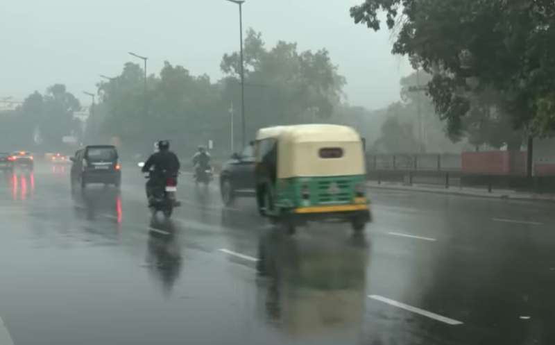 दिल्ली का AQI 299 तक गिरा, कई इलाकों में राहत की उम्मीद