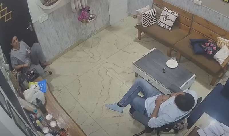 CCTV में कैद हुई पुनीत और मनिका की विवादास्पद बातचीत, फुटेज में आई सच्चाई……..