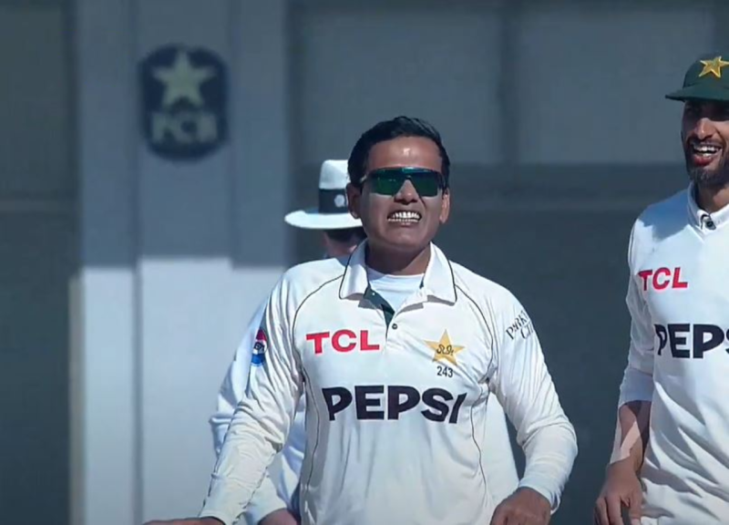 पाकिस्तान के नोमान अली ने रचा इतिहास, टेस्ट में पहली बार स्पिनर ने ली हैट्रिक