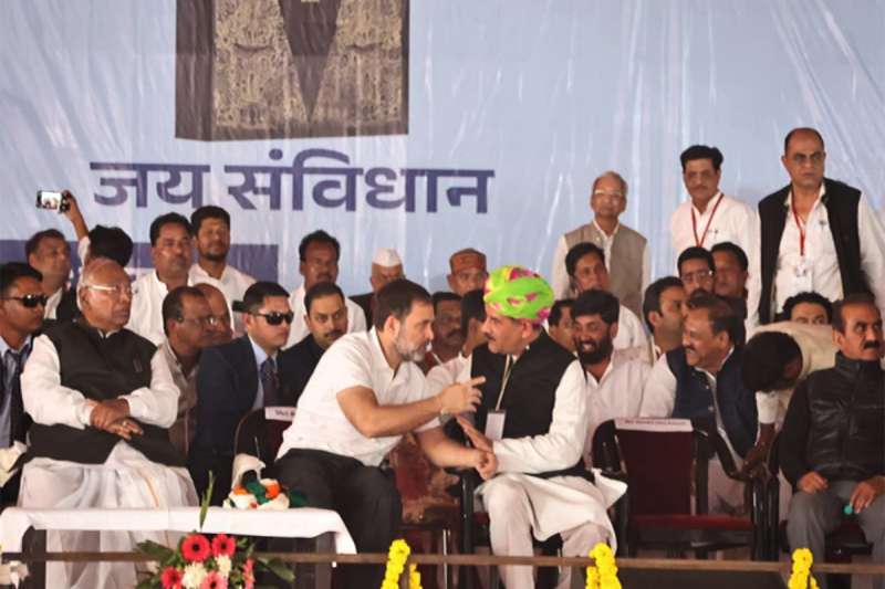 ‘हमारी लड़ाई संविधान बचाने की है’, भाजपा इसके खिलाफ; राहुल गांधी