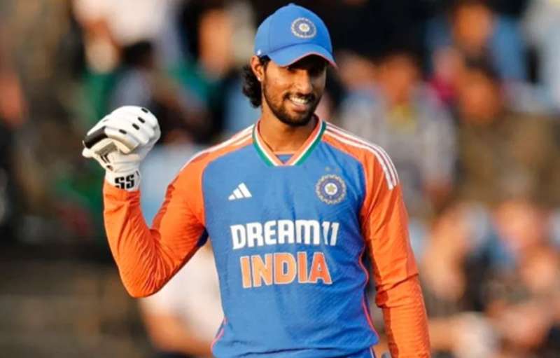 भारत-इंग्लैंड T20 सीरीज के बीच ICC रैंकिंग का बड़ा उलटफेर, तिलक वर्मा पहुंचे दूसरे नंबर पर भारत-इंग्लैंड T20 सीरीज के बीच ICC रैंकिंग का बड़ा उलटफेर, तिलक वर्मा पहुंचे दूसरे नंबर पर