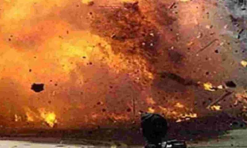 आंध्र प्रदेश के तिरुपति जिले के स्टील प्लांट में हुआ भारी विस्फोट, एक व्यक्ति की हुई मौत और 5 घायल आंध्र प्रदेश के तिरुपति जिले के स्टील प्लांट में हुआ भारी विस्फोट, एक व्यक्ति की हुई मौत और 5 घायल