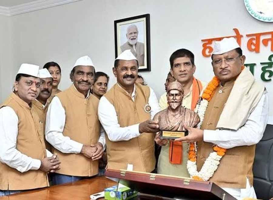 छत्तीसगढ़ कुनबी समाज महासंगठन ने मुख्यमंत्री विष्णु देव साय से की सौजन्य भेंट छत्तीसगढ़ कुनबी समाज महासंगठन ने मुख्यमंत्री विष्णु देव साय से की सौजन्य भेंट