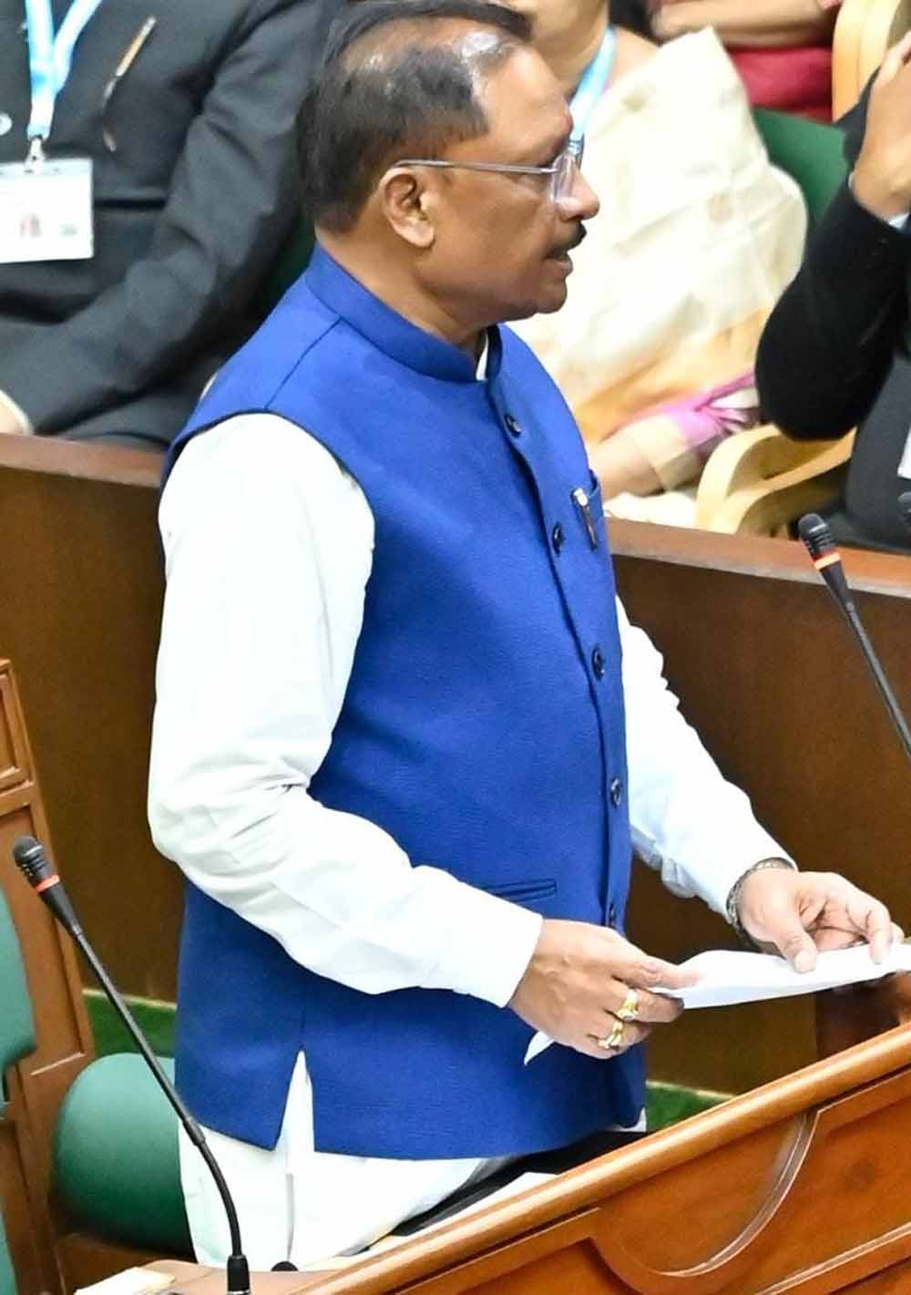 लोकतांत्रिक परंपराओं की मिसाल है छत्तीसगढ़ विधानसभा: मुख्यमंत्री साय लोकतांत्रिक परंपराओं की मिसाल है छत्तीसगढ़ विधानसभा: मुख्यमंत्री साय