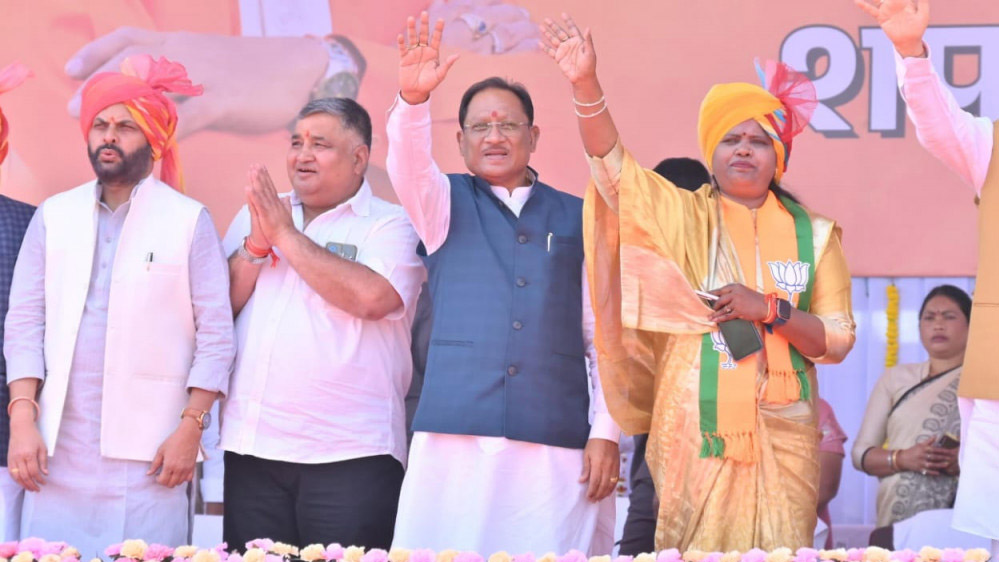 मुख्यमंत्री विष्णुदेव साय एवं विधानसभा अध्यक्ष डॉ. रमन सिंह की उपस्थिति में लोकतंत्र के नवयुग का शुभारंभ मुख्यमंत्री विष्णुदेव साय एवं विधानसभा अध्यक्ष डॉ. रमन सिंह की उपस्थिति में लोकतंत्र के नवयुग का शुभारंभ