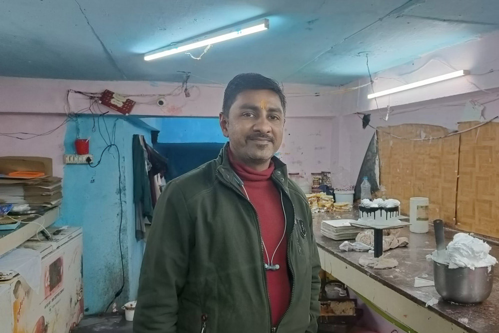 अंबिकापुर : रोजगार से समृद्धि की ओर, प्रधानमंत्री रोजगार सृजन कार्यक्रम से जगदीश गुप्ता बने सफल उद्यमी, 10 लोगों को दिया रोजगार अंबिकापुर : रोजगार से समृद्धि की ओर, प्रधानमंत्री रोजगार सृजन कार्यक्रम से जगदीश गुप्ता बने सफल उद्यमी, 10 लोगों को दिया रोजगार